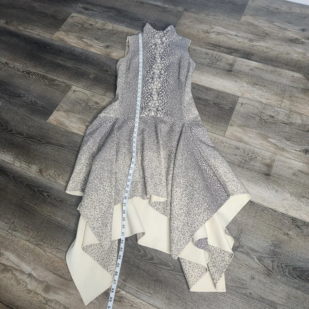 Akris Asymmetrical sleek, sophisticated and architectural Dress‎ Size: 6 Luxury